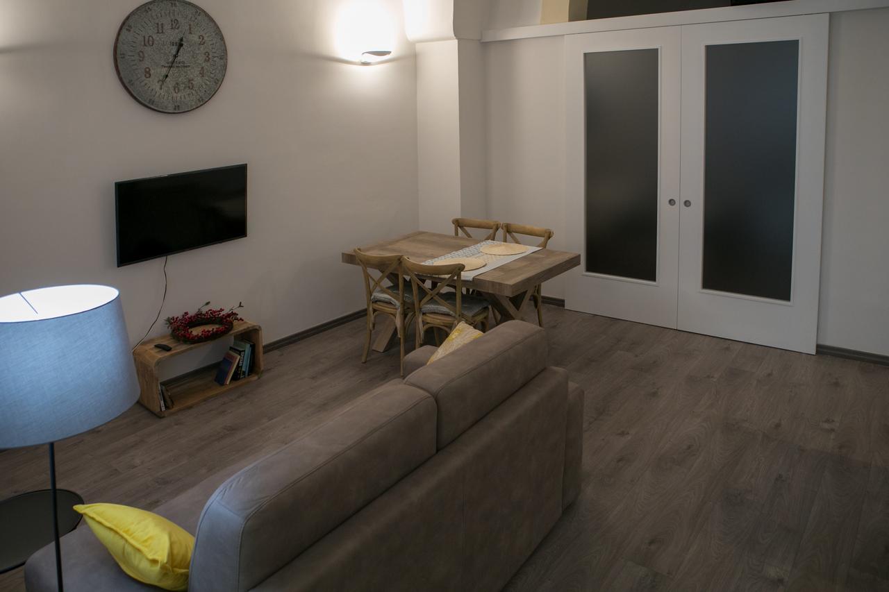 Miklu Luxury Suite Lecce Ngoại thất bức ảnh