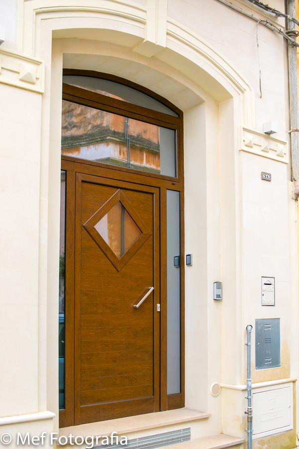 Miklu Luxury Suite Lecce Ngoại thất bức ảnh